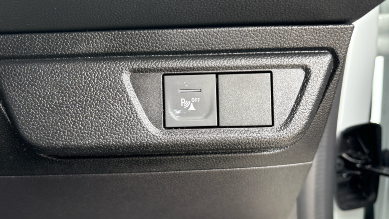 Dacia Sandero 1.0 Tce Expression 5dr Petrol Hatchback